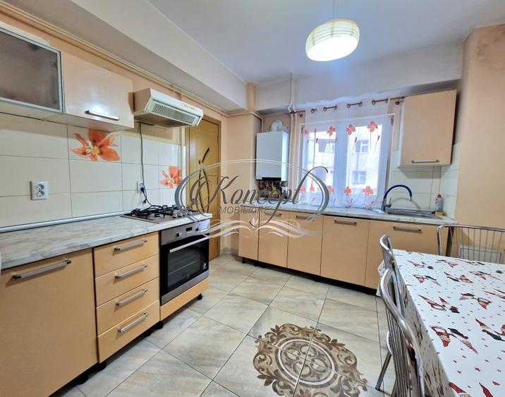 3 camere mobilat, Piata Cipariu - 10