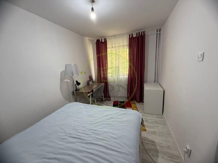 Apartament cu 2 camere semidecomandat, mobilat în Valea Rosie