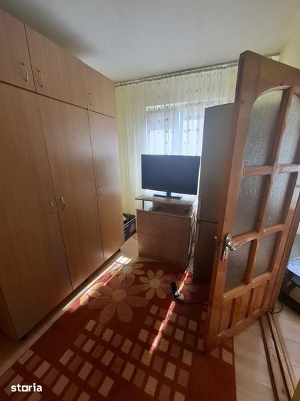 Apartamen cu 3 cam Podu Ros cheltuieli foarte mici. - 1