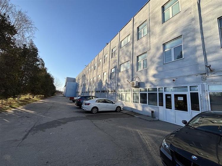 Spațiu industrial, de 30,130 mp, în Central