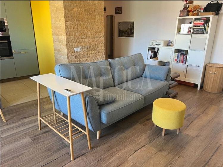 Apartament cu 2 camere semidecomandat, mobilat în Plopilor