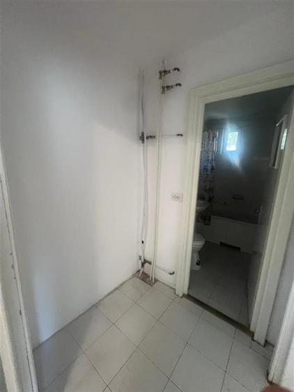 Apartament cu 3 camere decomandat în Rogerius
