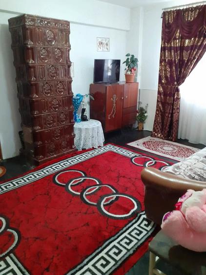 Apartament cu 2 camere semidecomandat în Ultracentral