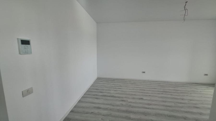 Apartament cu 2 camere semidecomandat în Sălaj