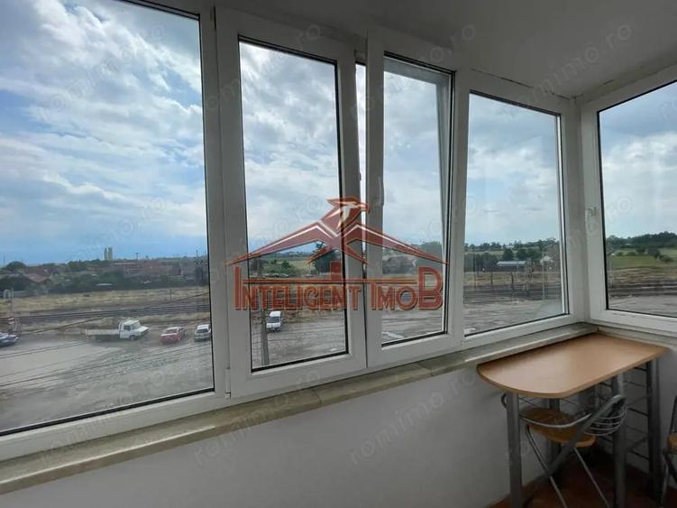 Apartament cu 4 camere semidecomandat în Central