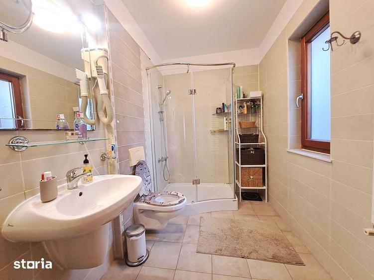 Proprietar | Vila moderna in American Village Pipera |Renovata complet - 3