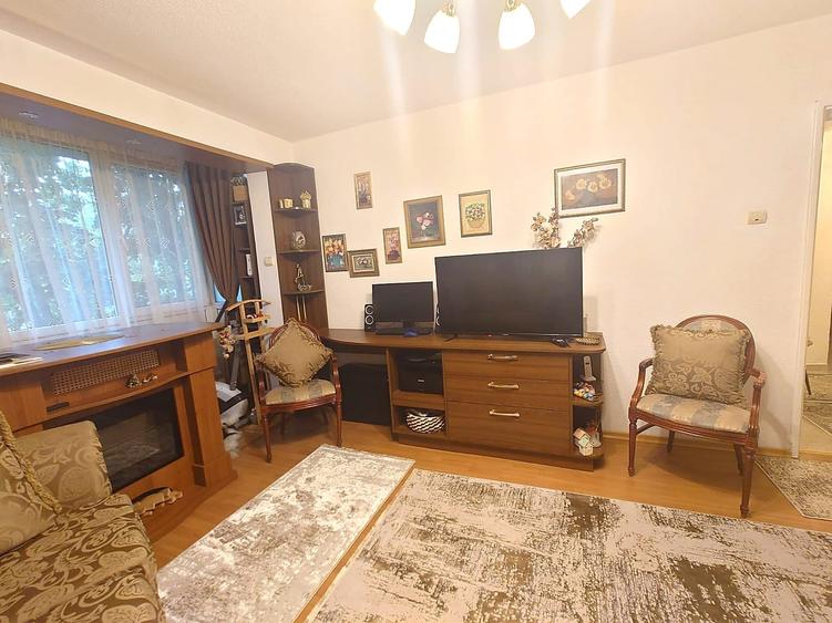 Apartament cu 2 camere decomandat, mobilat în Drumul Taberei