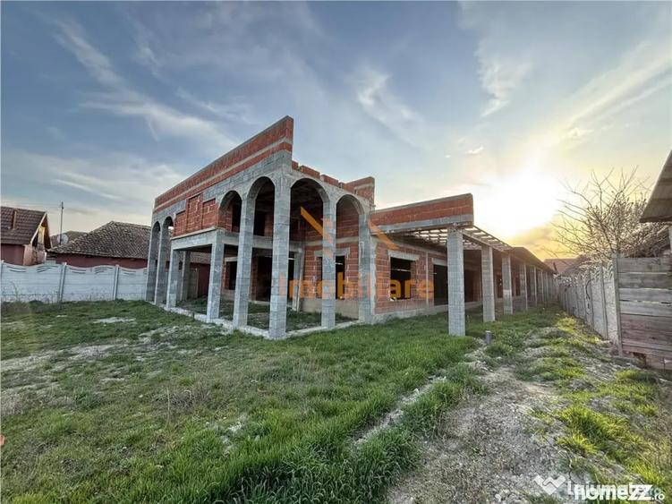 Spațiu comercial, de 553 mp, în Batăr