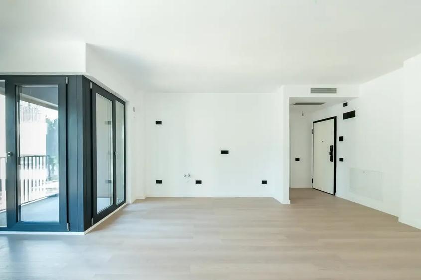 Apartament cu 2 camere decomandat în Moșilor