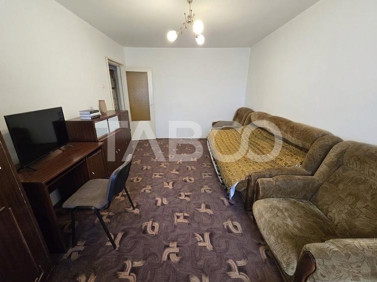 Apartament cu 2 camere decomandat, mobilat în Vasile Aaron