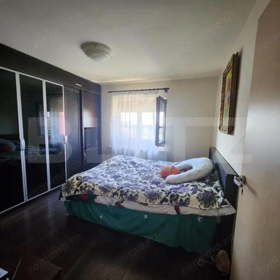 Apartament cu 2 camere decomandat în Lipovei