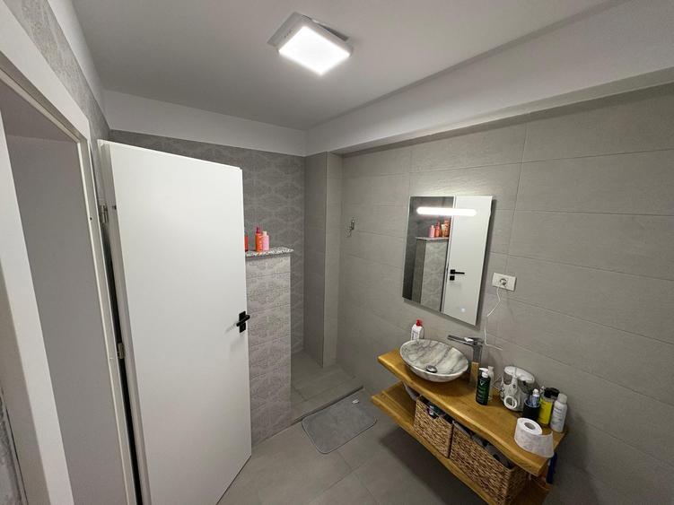 Duplex cu 4 camere cu Teren 275 Mp în Berceni