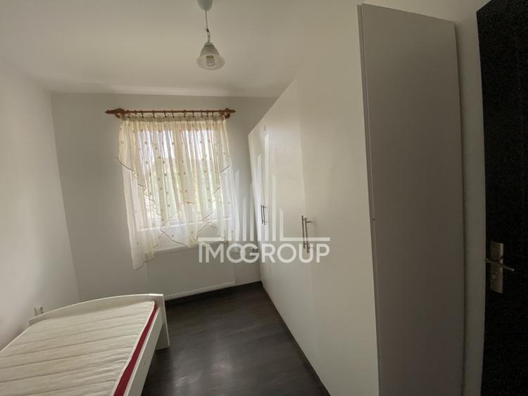 Apartament cu 3 camere decomandat, mobilat în Florești