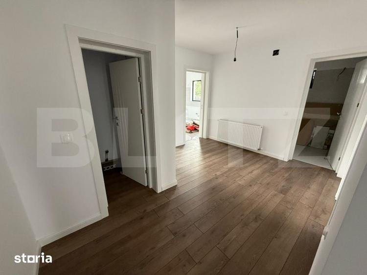 Casă cu 5 camere cu Teren 642 Mp în Pictor Rosenthal