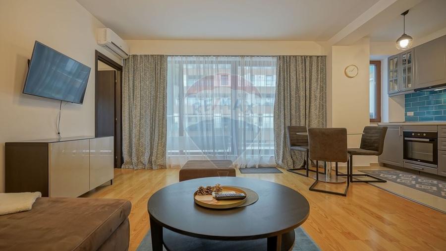 Apartament cu 2 camere semidecomandat, mobilat în Drumul Poienii