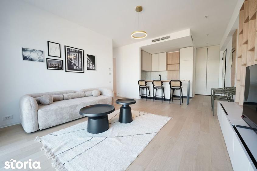 Apartament cu 3 camere, mobilat în Tei