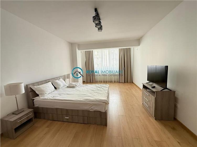 Apartament cu 3 camere decomandat, mobilat în 9 Mai