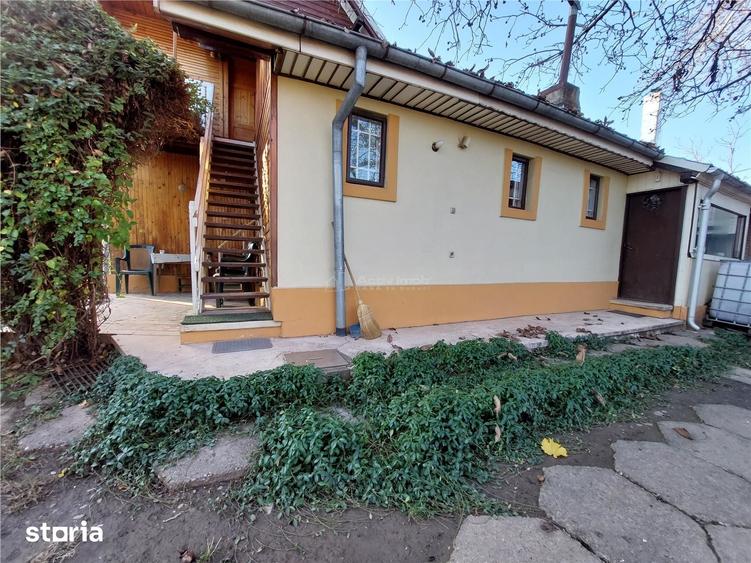 Casă cu 5 camere cu Teren 3815 Mp în Vernești