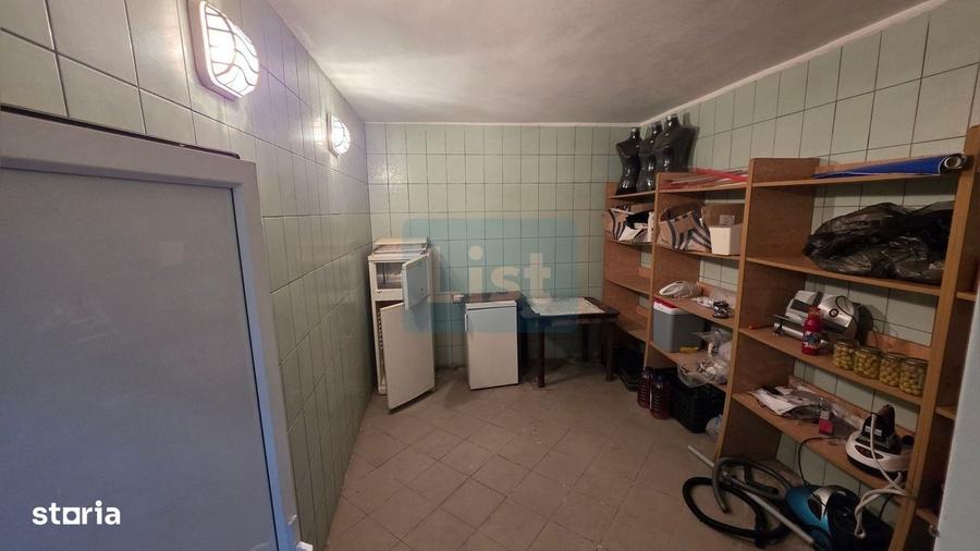 Spațiu comercial, de 390 mp, în Schela Cladovei