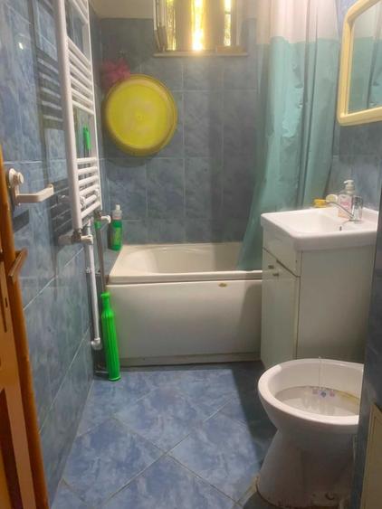 Apartament cu 2 camere semidecomandat în Exterior Vest
