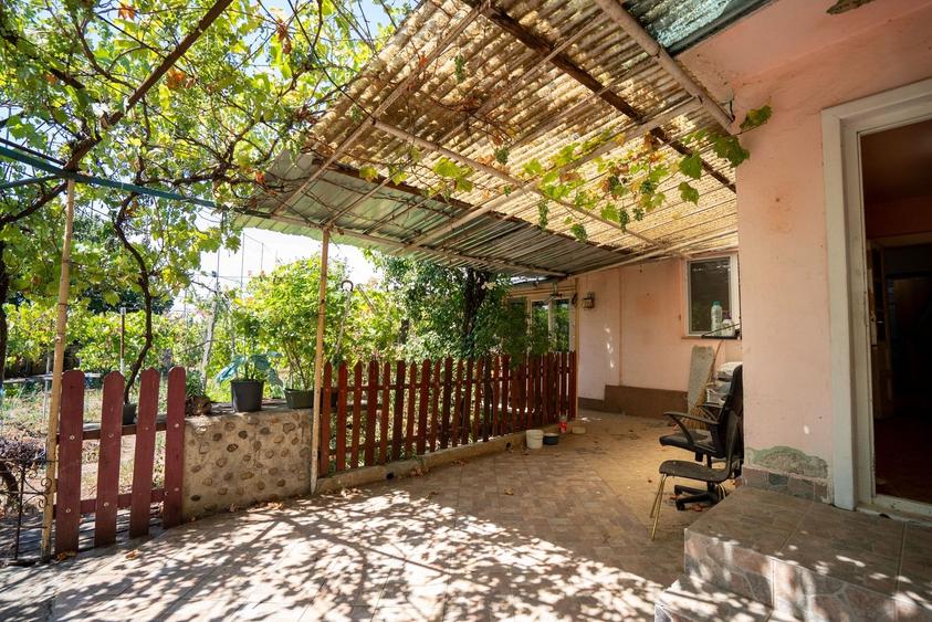 Casă individuală cu 2 camere cu Canalizare în Rogerius