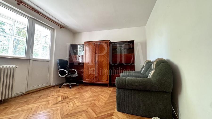 Apartament cu 3 camere semidecomandat în Mănăștur