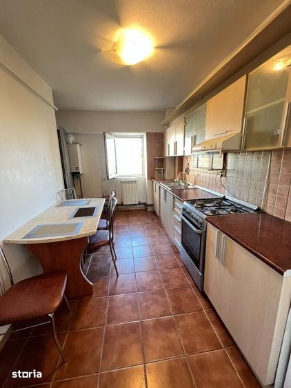 Apartament cu 3 camere în Gară