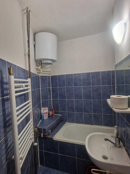 Garsonieră decomandată în Gura Văii