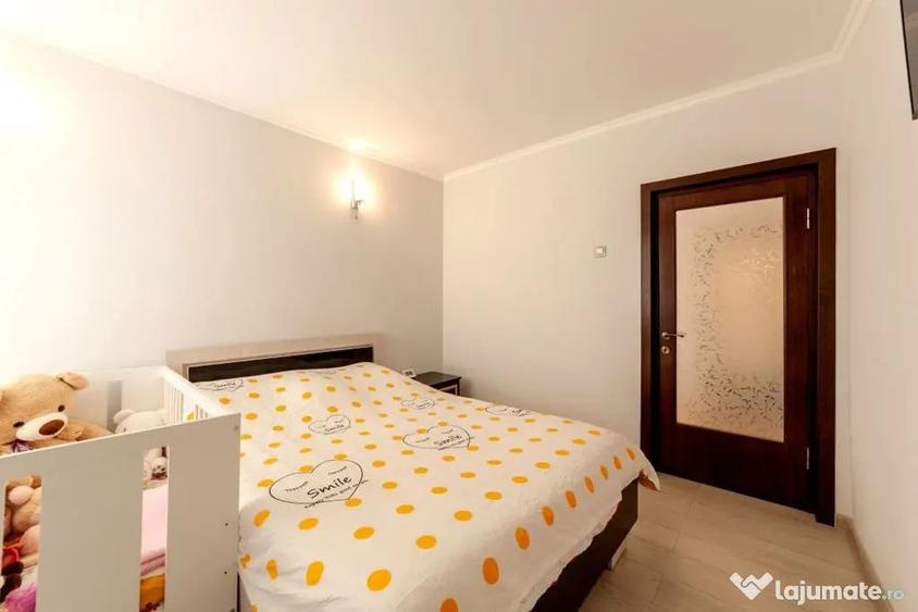 Casă cu 4 camere cu Teren 198 Mp în Trivale