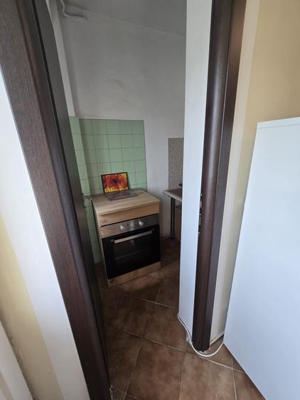 Apartament cu 2 camere decomandat în Decebal