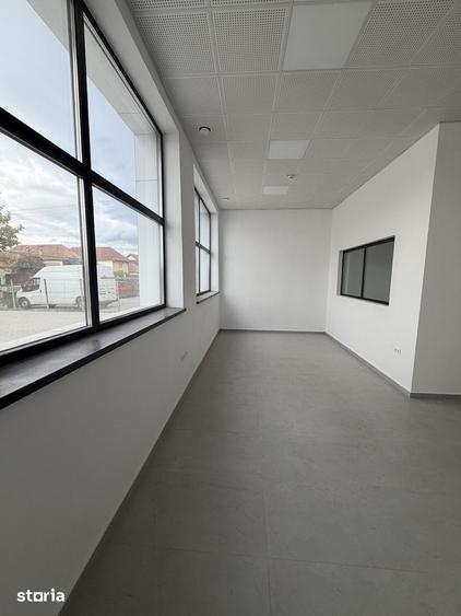 Spațiu comercial, de 43 mp, în Central