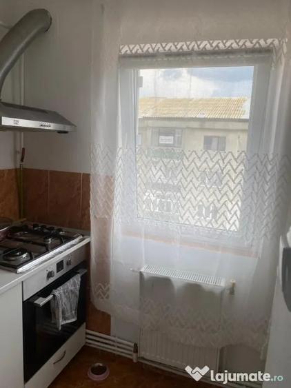 Apartament cu 2 camere decomandat în Orizont