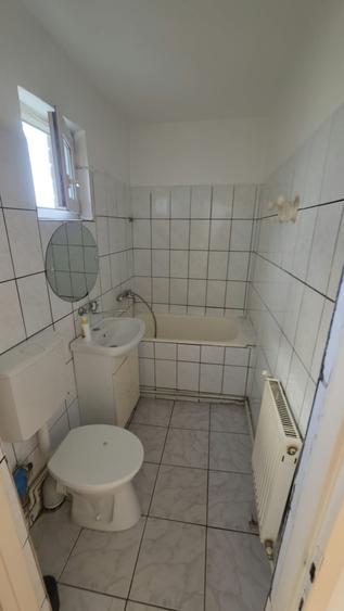 Garsonieră decomandată în Cetate