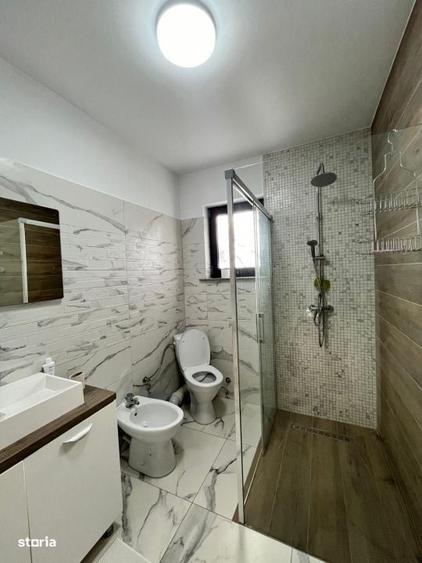 Casă cu 3 camere cu Teren 300 Mp în Central