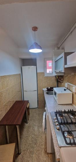 Apartament cu 2 camere nedecomandat, mobilat în Cedonia