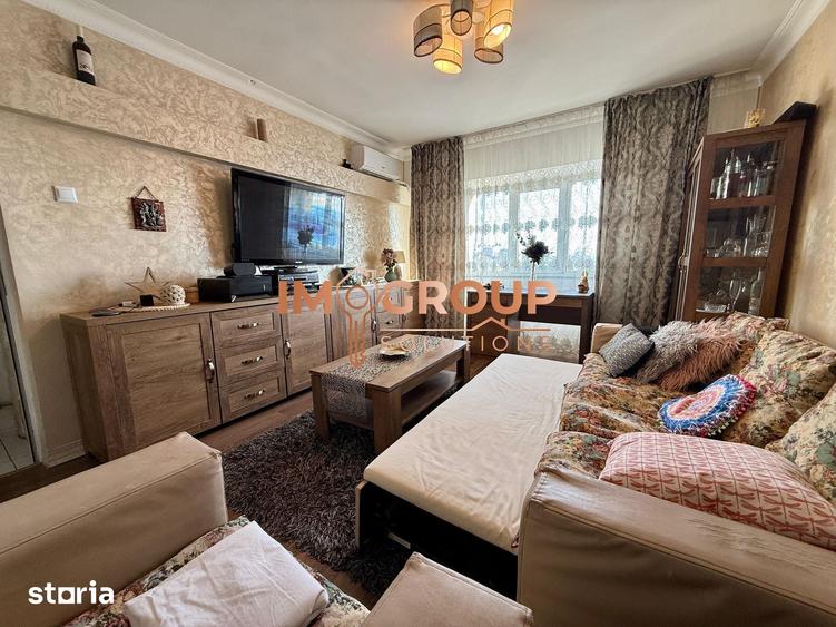 Apartament cu 3 camere decomandat în Gară