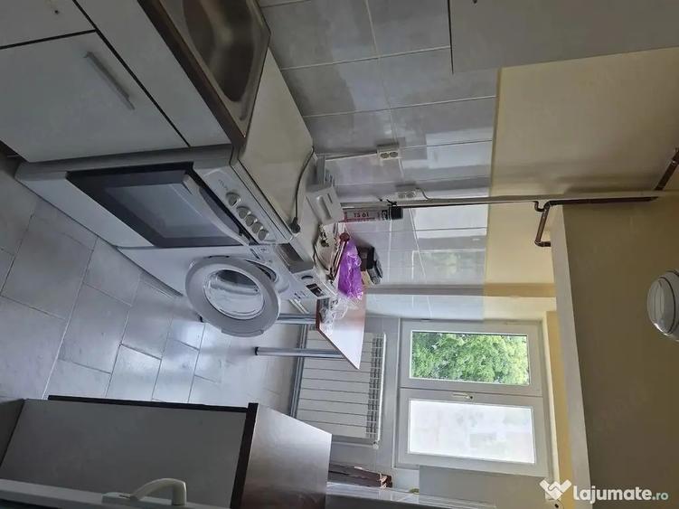 Garsonieră decomandată în Mazepa 1