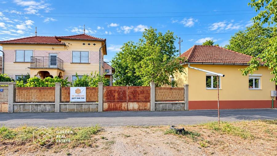 Casă individuală cu 7 camere cu Canalizare în Mâsca