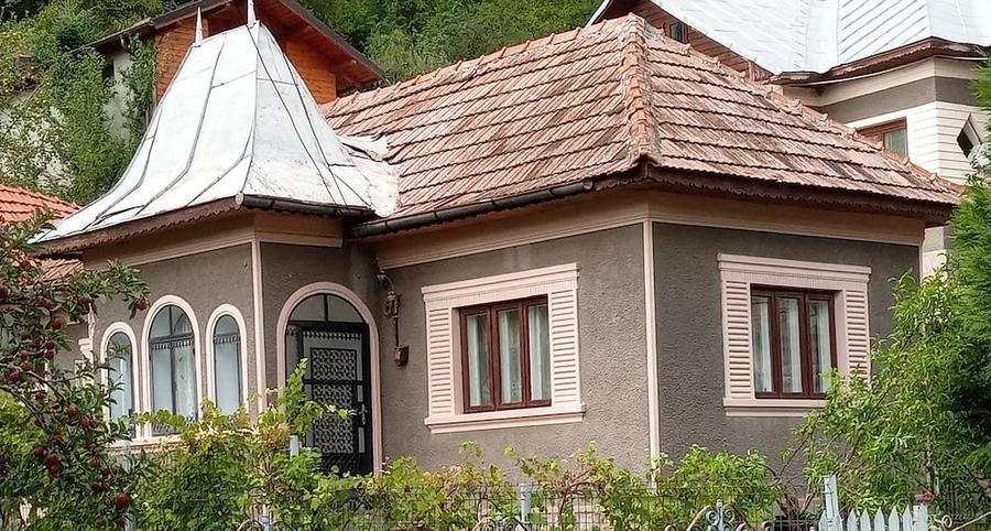 Casă cu 3 camere cu Teren 1106 Mp în Bezdead