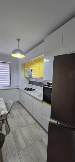 Apartament cu 2 camere decomandat în Metalurgiei