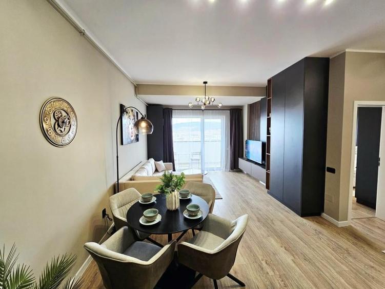 Apartament cu 2 camere semidecomandat, mobilat în Florești — fotografia 1
