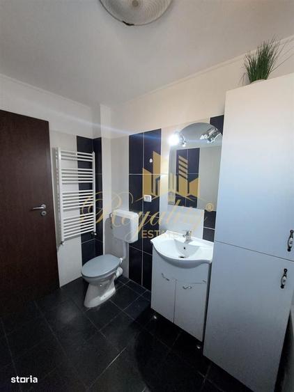 Apartament 2 camere, DECOMANDAT, centrala proprie, loc de parcare- Zon - 14