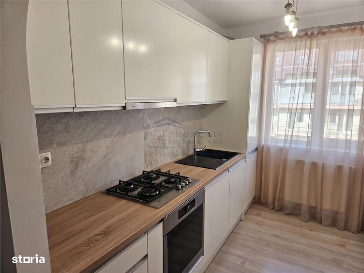 Apartament cu 2 camere decomandat în Ipotești