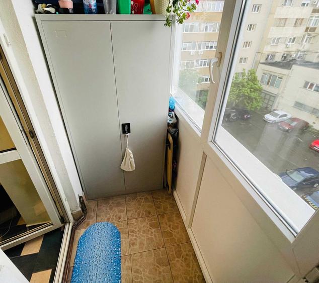 Apartament cu 2 camere decomandat în Republicii