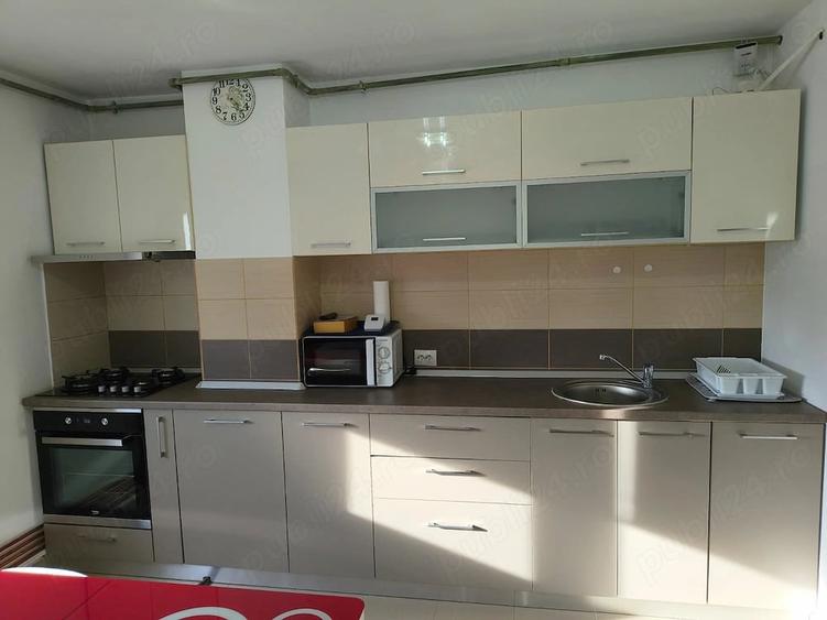 Apartament cu 2 camere decomandat în Girocului