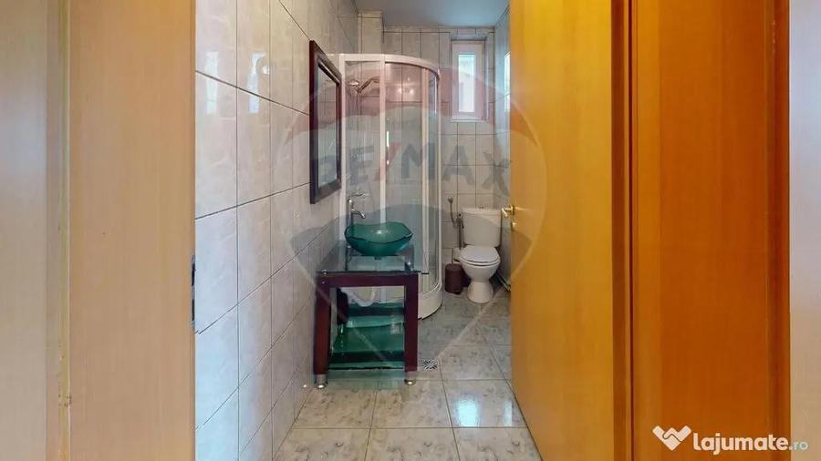 Casă cu 5 camere cu Teren 1000 Mp în Terezian