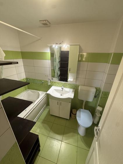 Ofer spre vanzare Apartament 2 camere , Bloc nou , Zona piata mica , Etaj 2 - 1
