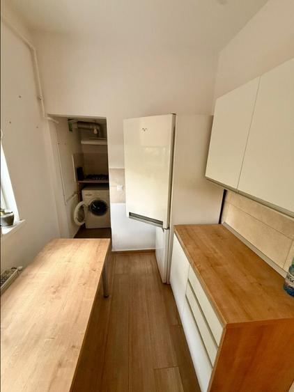 Apartament cu 2 camere decomandat în Griviței