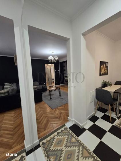 Apartament cu 2 camere semidecomandat, mobilat în Romană