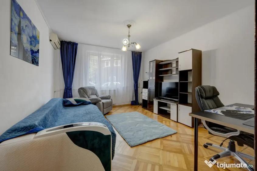 Apartament cu 3 camere decomandat în Unirii